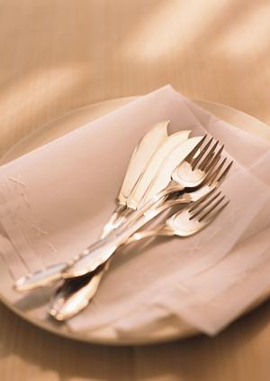 携帯防災頭巾といえば「防さいや」です